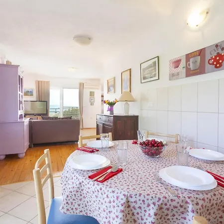 Family-friendly With Swimming Pool Gornji Tucepi, - 17686 * Makarska