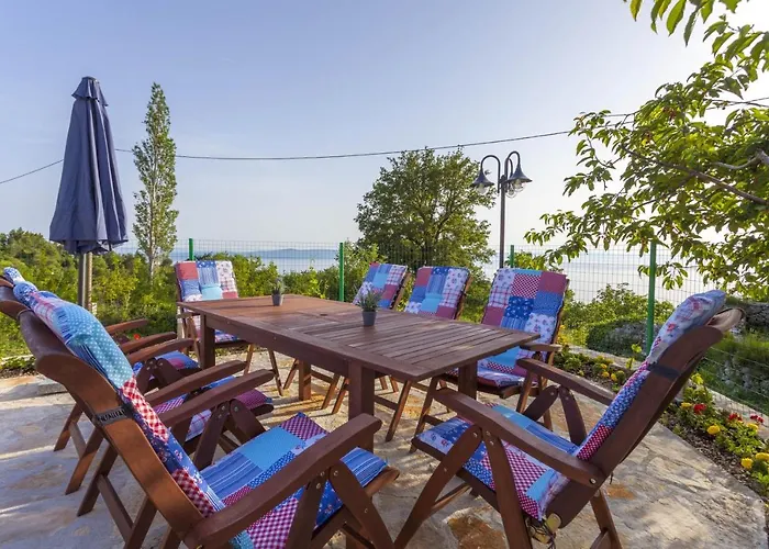 Appartamento Family-friendly With Swimming Pool Gornji Tucepi, - 17686 *