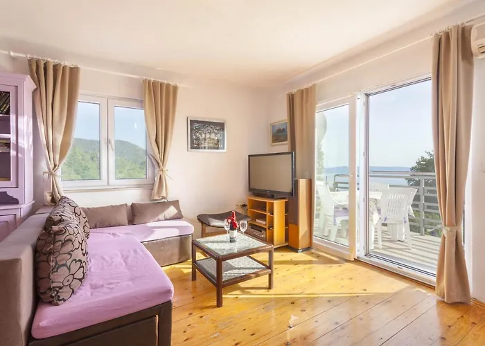 Appartamento Family-friendly With Swimming Pool Gornji Tucepi, - 17686