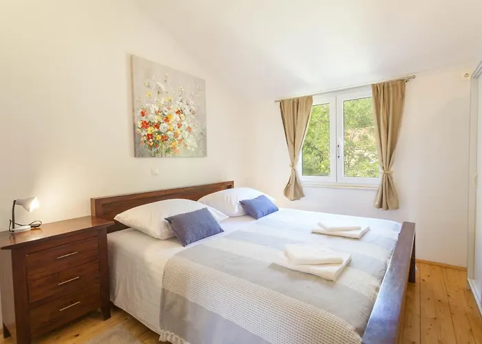 Appartamento Family-friendly With Swimming Pool Gornji Tucepi, - 17686 *