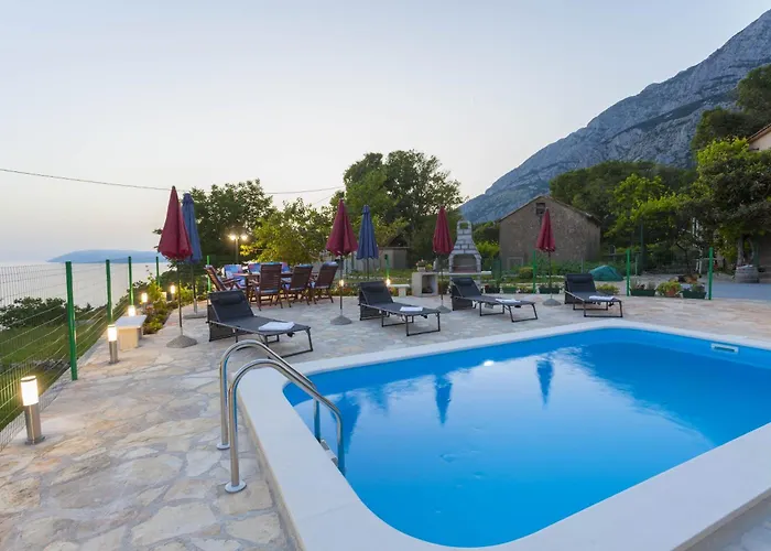 Appartamento Family-friendly With Swimming Pool Gornji Tucepi, - 17686 *