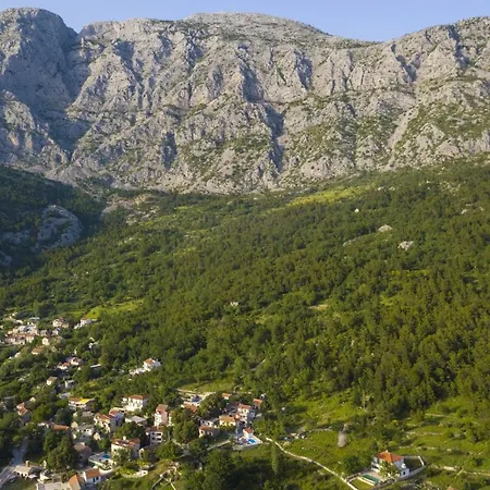 Family-friendly With Swimming Pool Gornji Tucepi, - 17686 Daire *