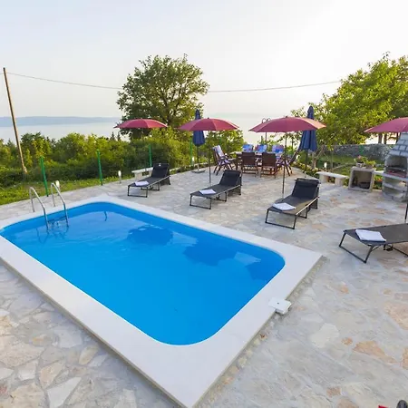 Family-friendly With Swimming Pool Gornji Tucepi, - 17686 Daire