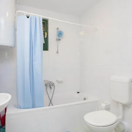 Family-friendly With Swimming Pool Gornji Tucepi, - 17686