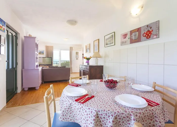 Family-friendly With Swimming Pool Gornji Tucepi, - 17686 * Makarska