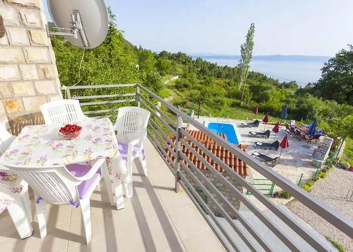 Apartment Family-friendly With Swimming Pool Gornji Tucepi, - 17686