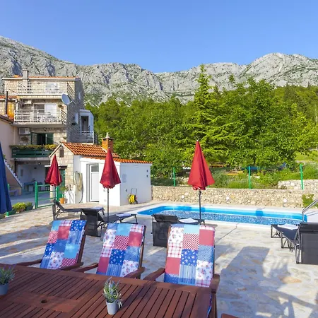 Family-friendly With Swimming Pool Gornji Tucepi, - 17686 * Μακάρσκα